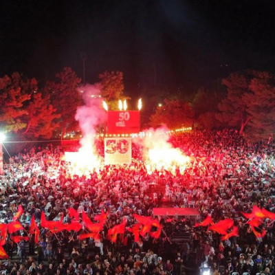 Πέτυχε το 50ο φεστιβάλ της ΚΝΕ – Ο Κουτσούμπας έχει …ρεύμα!