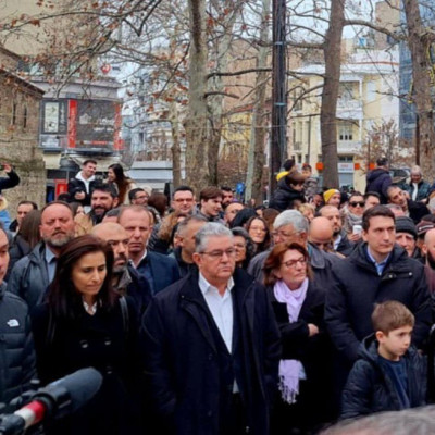 Για το δυστύχημα στα Τέμπη είχαμε την Κυριακή συγκεντρώσεις σε πολλές πόλεις της Ελλάδας και στις Σέρρες Για το δυστύχημα στα Τέμπη είχαμε την Κυριακή συγκεντρώσεις σε πολλές πόλεις της Ελλάδας και στις Σέρρες