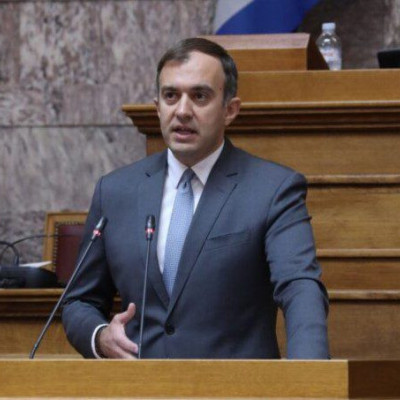 Τάσος Χατζηβασιλείου: Η Ελλάδα προτάσσει το Διεθνές Δίκαιο για το Ουκρανικό