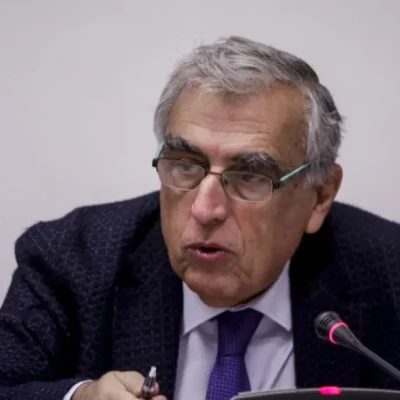 Παραιτήθηκε ο πρόεδρος της Αρχής Προστασίας Δεδομένων Προσωπικού Χαρακτήρα Κωνσταντίνος Μενουδάκος