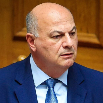 Κώστας Τσιάρας: Δεν υπάρχει εγκεκριμένο εμβόλιο για την ευλογιά στην Ε.Ε. - Η επίσημη απάντηση του Ευρωπαίου Επιτρόπου Βάρχελι