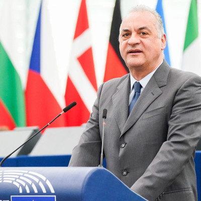 Στο  διάδρομο (Corridor X) που θα συνδέει Ελλάδα με Κεντρική Ευρώπη: Τα Σκόπια θα συμβάλουν πολιτικά και οικονομικά