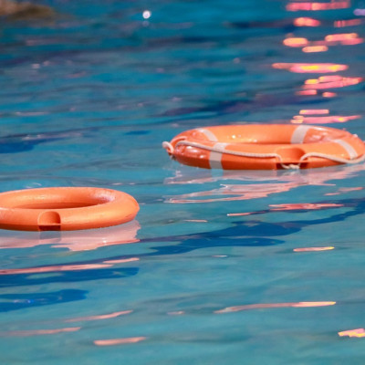 Πνίγηκε κοριτσάκι στη Ροδόπη ενώ κολυμπούσε με φουσκωτό - Σύλληψη των γονιών