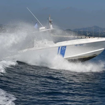 Σταυρός: Κινητοποίηση πέντε σκαφών για τον εντοπισμό χειριστή σανίδας SUP