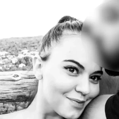 Άρτα: Σε εξέλιξη η εκταφή της σορού της 28χρονης εγκύου που πέθανε στο νοσοκομείο από αναφυλαξία