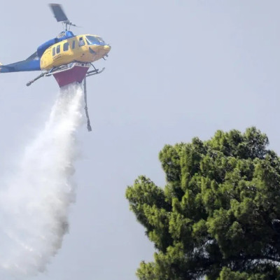 Φωτιά σε δασική έκταση στο Εξαμίλι στη Θεσσαλονίκη – Κινητοποιήθηκαν και δύο ελικόπτερα Φωτιά σε δασική έκταση στο Εξαμίλι στη Θεσσαλονίκη – Κινητοποιήθηκαν και δύο ελικόπτερα