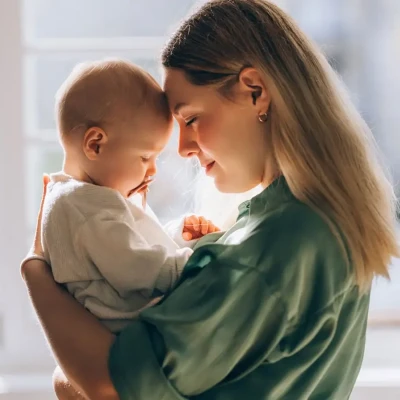 Πώς τα λόγια σου αυξάνουν την «ορμόνη της αγάπης» στο μωρό σου