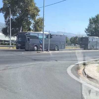 «Φούλαραν» οι δομές μεταναστών σε Σέρρες και Κλειδί