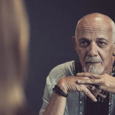 Κιμούλης: Το πιο επικίνδυνο είναι να μην σε αναγκάσει η χυδαιότητα των άλλων να γίνεις & εσύ χυδαίος Κιμούλης: Το πιο επικίνδυνο είναι να μην σε αναγκάσει η χυδαιότητα των άλλων να γίνεις & εσύ χυδαίος