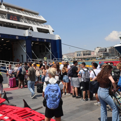 Για τη μετάβαση αναπληρωτών εκπαιδευτικών: Εκπτώσεις σε ακτοπλοϊκά και αεροπορικά εισιτήρια