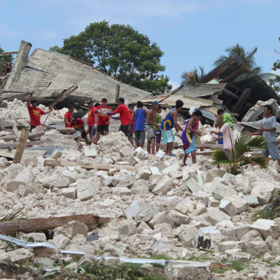 Φιλιππίνες: Πέντε νεκροί στον σεισμό των 6,9 Ρίχτερ - Προειδοποίηση για τσουνάμι