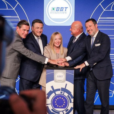 Τζιτζικώστας Meloni και Stocker στην Τελετή διάνοιξης της μεγαλύτερης σιδηροδρομικής σήραγγας στον κόσμο