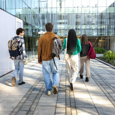 Νέο ρεκόρ εγκεκριμένων αιτήσεων για την υποστήριξη μαθητών με εκπαιδευτικό παράλληλης στήριξης