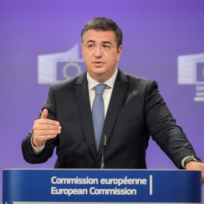 Απόστολος Τζιτζικώστας: «Το νέο Σχέδιο για το Ευρωπαϊκό Σιδηροδρομικό Δίκτυο Υψηλής Ταχύτητας είναι η μεγάλη ευκαιρία της Ελλάδας για να αποκτήσει σύγχρονο και ασφαλή σιδηρόδρομο»