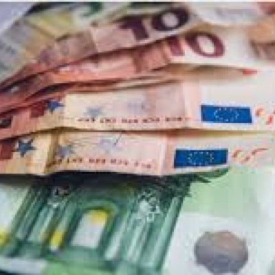 Σε ισχύ μόνιμη ενίσχυση 250 ευρώ σε περισσότερους από 1,4 εκατομμύρια συνταξιούχους