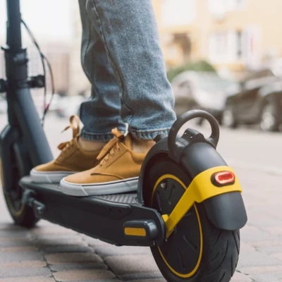 Τραυματισμένος νοσηλεύεται 15χρονος στη Λαμία έπειτα από ατύχημα με ηλεκτρικό πατίνι