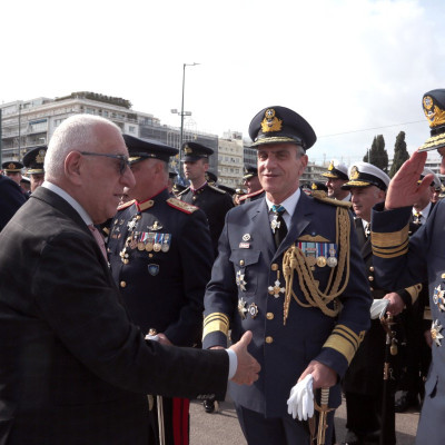 Κατάθεση στεφάνου από τον ΠτΒ για την Ημέρα των Ενόπλων Δυνάμεων