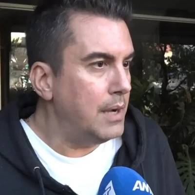 Πάνος Κατσαρίδης: "Δεν παίρνω πίσω το 'Ποια είσαι κυρά μου' για τη Δέσποινα Βανδή"