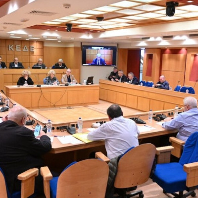 Με απόφαση της ΚΕΔΕ την Παρασκευή 19 Δεκεμβρίου κλείνουν τα δημαρχεία