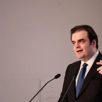 Κυριάκος Πιερρακάκης- Στον πυρήνα της πολιτικής μας είναι η αφαίρεση εμποδίων για τις οικογένειες και τους νέους