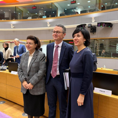 Λίνα Μενδώνη: Η ελευθερία της τέχνης είναι αδιαπραγμάτευτη - θεμέλιο της ευρωπαϊκής δημοκρατίας