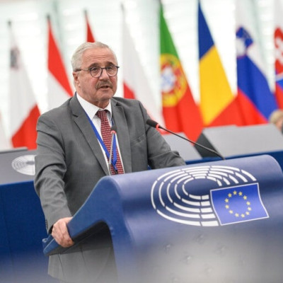 Γιάννης  Μανιάτης- Πώς τα 7,5 δις Ευρώ των υποσχέσεων του κ. Μητσοτάκη για τη Δυτική Μακεδονία έγιναν μόλις 1,96 δις