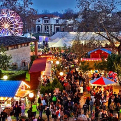 Ο Δήμος Τρικκαίων ήδη φωταγώγησε το χριστουγεννιάτικο δέντρο! -Ξεκινά ο 14ος Μύλος των Ξωτικών