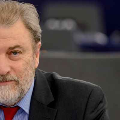 Αύξηση ορίων ηλικίας συνταξιοδότησης και φορολεηλασία το τίμημα της Οικονομίας Πολέμου για την Πολωνία