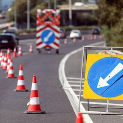 Προσωρινές κυκλοφοριακές ρυθμίσεις κατά την Εκτέλεση έκτακτων και αναγκαίων εργασιών αποκατάστασης οδοστρώματος στην Ε.Ο. Σερρών – Δράμας