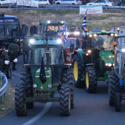 Αγροτικές κινητοποιήσεις - Θα έχουμε κλεφτοπόλεμο ανάμεσα στους αγρότες και την αστυνομία;