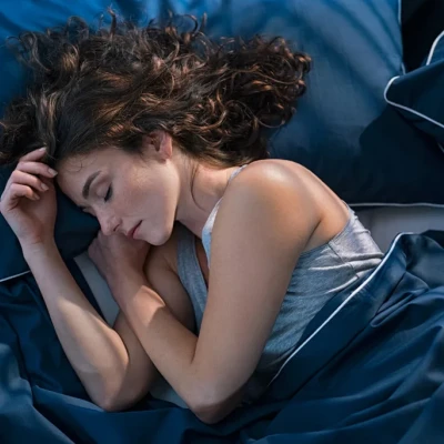 Αυτός είναι ο λόγος που ξυπνάμε κάθε βράδυ στις 3 τα χαράματα – Τι αποκαλύπτει η επιστήμη