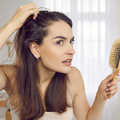 Τριχόπτωση τέλος – Καινοτόμος ορός αναγεννά την τρίχα σε 20 μέρες