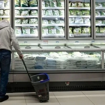 Η ακρίβεια «τρώει» τις αυξήσεις στο εισόδημα των νοικοκυριών