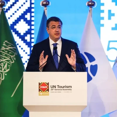 Απόστολος Τζιτζικώστας -Να γίνει η Ευρώπη η πρώτη ήπειρος τεχνητής νοημοσύνης για τον τουρισμό