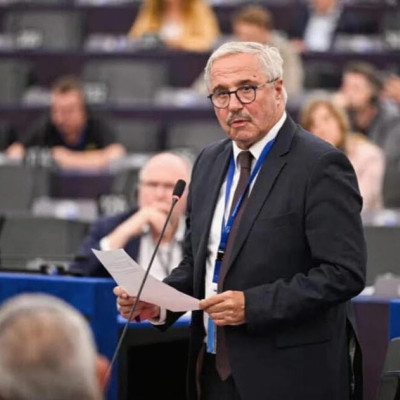 Γιάννης Μανιάτης- 2πλη κόκκινη κάρτα της Κομισιόν στην Ελλάδα για απραξία στις καταστροφές των δασών ελάτης