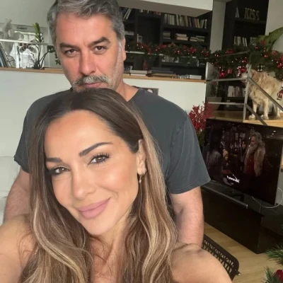 Ο Βασίλης Μπισμπίκης ευχαριστεί δημόσια τη Δέσποινα Βανδή: «Σε ευχαριστώ αγάπη μου»