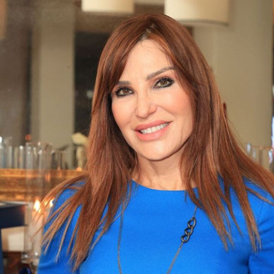 Βίκυ Χατζηβασιλείου -Η Περιφέρεια σε διεθνείς εκθέσεις σε Βαρσοβία & Βαρκελώνη