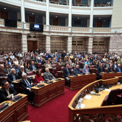 Η Βουλή των Ελλήνων γιόρτασε την 28η Οκτωβρίου με νεανικό ενθουσιασμό και σεβασμό