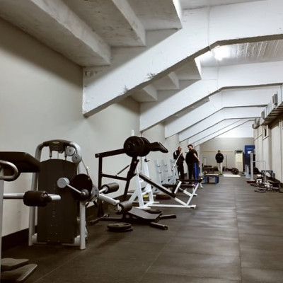 Δημόσιες ευχαριστήριες για την ανακαινισμένη αίθουσα γυμναστηρίου από Γ.Σ. “Σέρρες ΄93” και “ΟΦΚΑ Σέρρες”