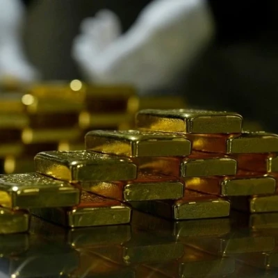 Άνδρας πέταξε κατά λάθος ράβδους χρυσού αξίας 120.000 ευρώ στα... σκουπίδια