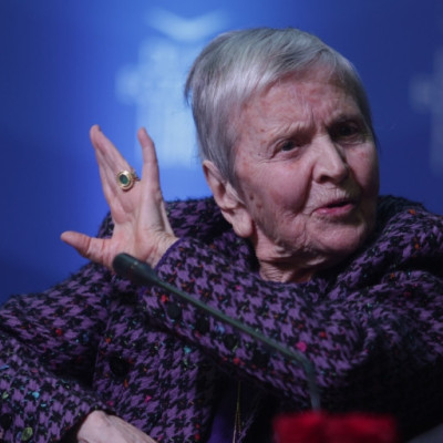 Το ΔΙΠΑΕ αποχαιρετά την Επίτιμη Διδάκτορά του Ελένη Γλύκατζη-Αρβελέρ