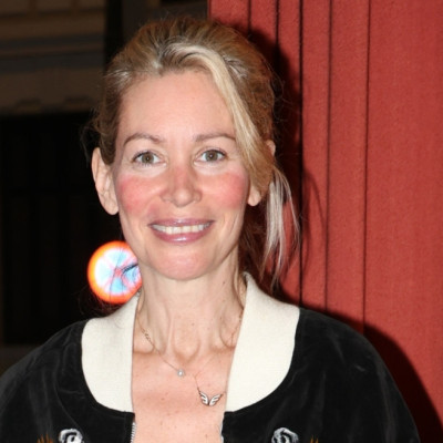 Συγκλονίζει η Άριελ Κωνσταντινίδη: «Μέσα στην οικογένειά μου ένιωθα ορφανό.Έψαχνα τρόπο να επιβιώσω»