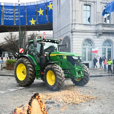 Στους δρόμους των Βρυξελλών οι Ευρωπαίοι αγρότες για τη Mercosur