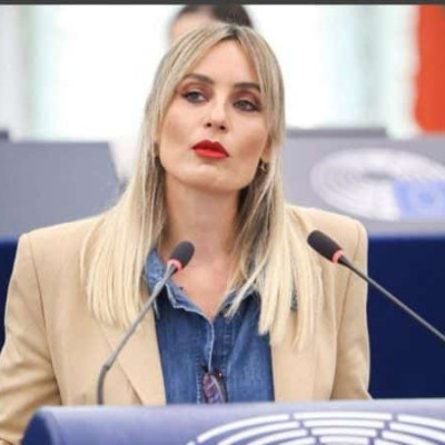 Ελεονώρα Μελέτη: Να σταματήσει η ανεξέλεγκτη προβολή σοκαριστικών εικόνων τραγωδίας στα ΜΜΕ