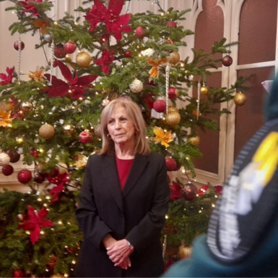 Παραδοσιακά κάλαντα θα ακούσει η Περιφερειάρχης Κεντρικής Μακεδονίας Αθηνά Αηδονά