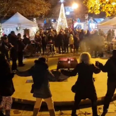 Σιντική: Γιορτινό γλέντι με ζουρνάδες και νταούλια στο «Κάστρο των Χριστουγέννων»