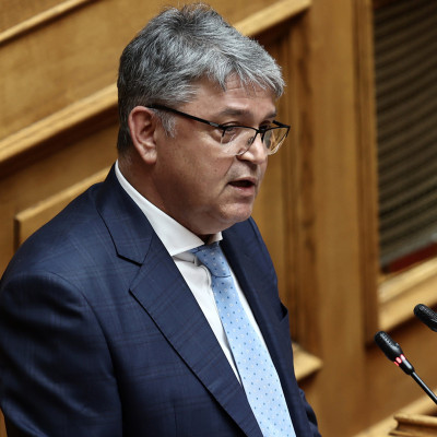 Δημήτρης Νατσίος -Αφέλεια ή μέγιστο δείγμα ενδοτισμού