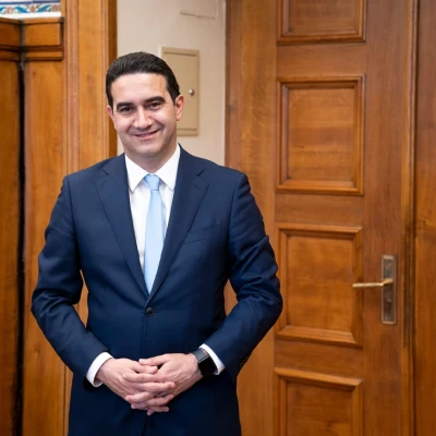 Μιχάλης Κατρίνης -Να αλλάξει το σημερινό παραγωγικό μοντέλο της φθηνής και ευέλικτης εργασίας