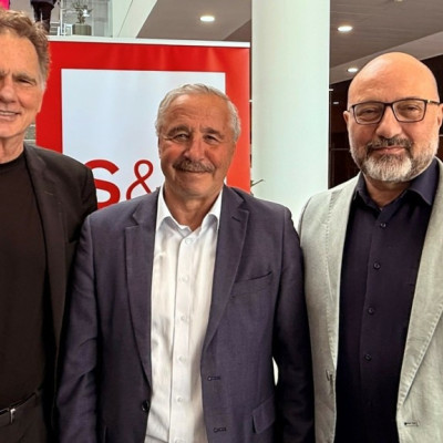 Ευρωβουλευτές ΠΑΣΟΚ- Όχι λευκή επιταγή σε μια προβληματική συμφωνία.