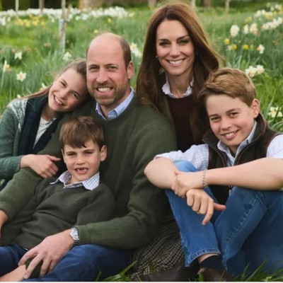 Τα Χριστούγεννα του Γουίλιαμ και της Κέιτ - Το μενού, οι κανόνες, τα δώρα και το επίσημο ένδυμα